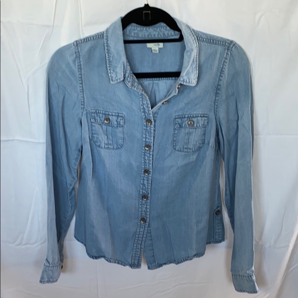 Odille sz 2 Chambray long sleeve top